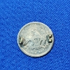Image 1 : 90% Silver Seated Liberty Quarter Coin Pin Brooch