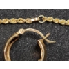Image 5 : 10K Gold Jewelry Pieces: Mismatched Earrings & Scrap/Damaged Chain Necklace - TW: 5.0g
