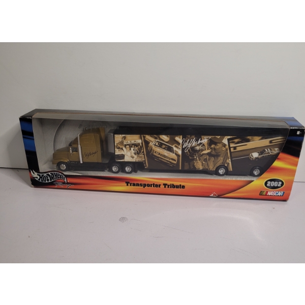 Collectable Hot Wheels Transporter Tribute - 2002