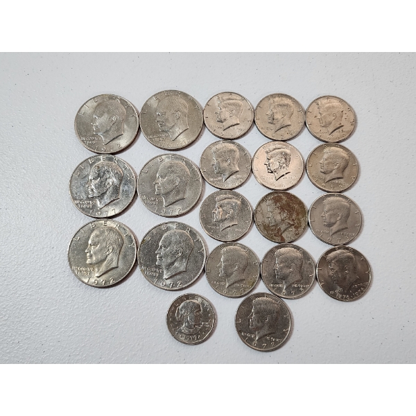 Assorted U.S Dollars/Half Dollars Including Kennedy, Eisenhower, Susan B. Anthony FV: $13.50