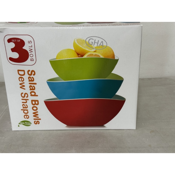 Set Of 3 Dew Shaped Salad Bowls - BPA Free - Brand New In The Box