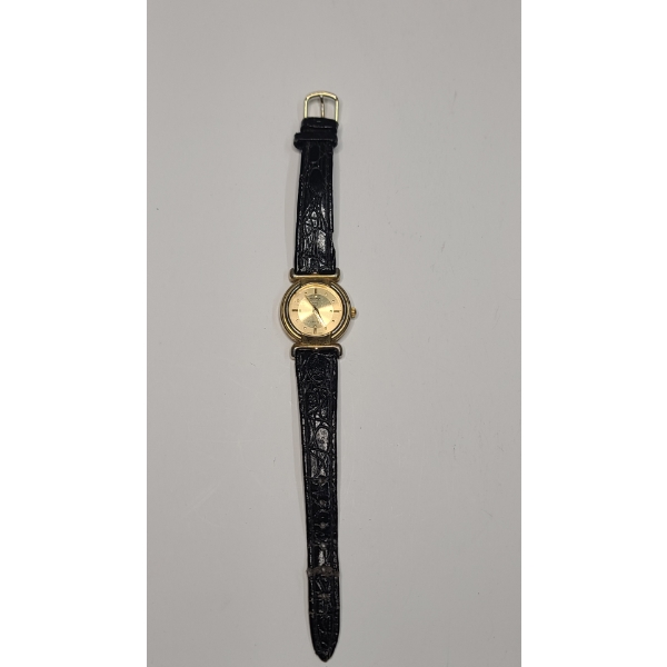 Vintage Gucci Women's Quartz Japan Movement Gold Plated Wrist Watch 