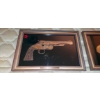 Image 2 : Set Of 2 Framed Prints Of Dueling Pistols - Foil Technique On Velvet - Nice!