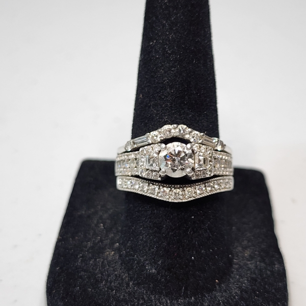 14K White Gold Diamond Ring - Kay Jeweler's Warranty and Authenticity Card - Size 7 - TW: 9.0g