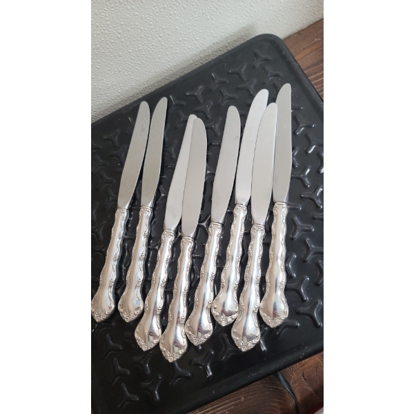 Sterling Silver Handled Reed & Barton Dinner Knives - Weight: 544.311g