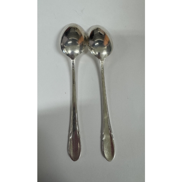 Towle Silversmiths Sterling Silver Spoon Set 51.8 Grams - Beautiful Condition!