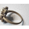 Image 3 : 10K Gold Vintage-Style Ring with Pearls - Size 7.5 - TW: 3.9g