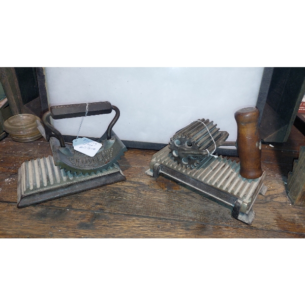 ca Mid 1800s - True Antique Fluters - used In Garment Pleating Etc. 2 Offered Here - See Pics