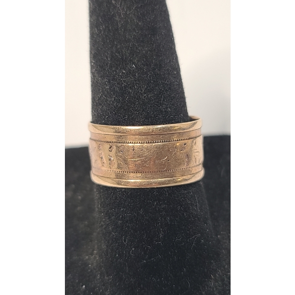 10K Yellow Gold Victorian Style Band Ring - Size 7 - Weight: 2.9g