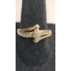 Image 1 : 10K Yellow Gold Ring With Diamonds & "Love Detailing" - Size 8 - Weight: 2.8g