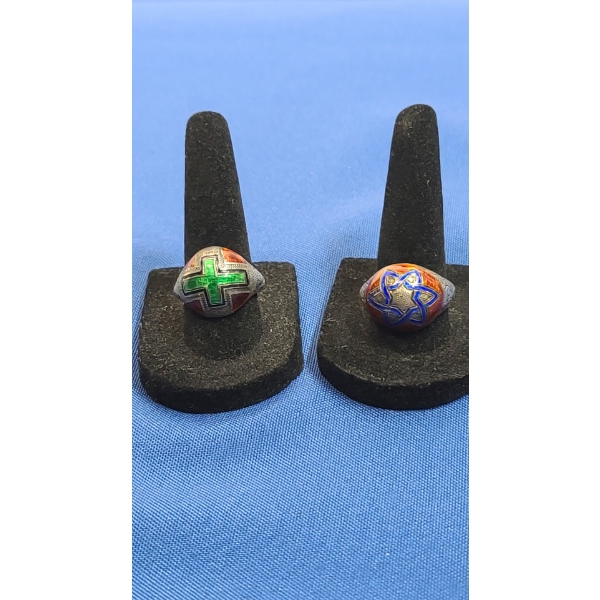 (2) Vintage 1920's Siam Enamel Sterling Silver Rings - Sizes 8 & 10 - Total Weight: 10.5g