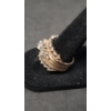 Image 2 : Women's 14K Gold Art Deco Ring With Diamonds - Size 9 - Weight: 9.1g