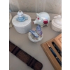 Image 2 : Lighted Ceramic Cherub, 3 Trinket Dishes, Small Wood Shelf, And A Cute Bank