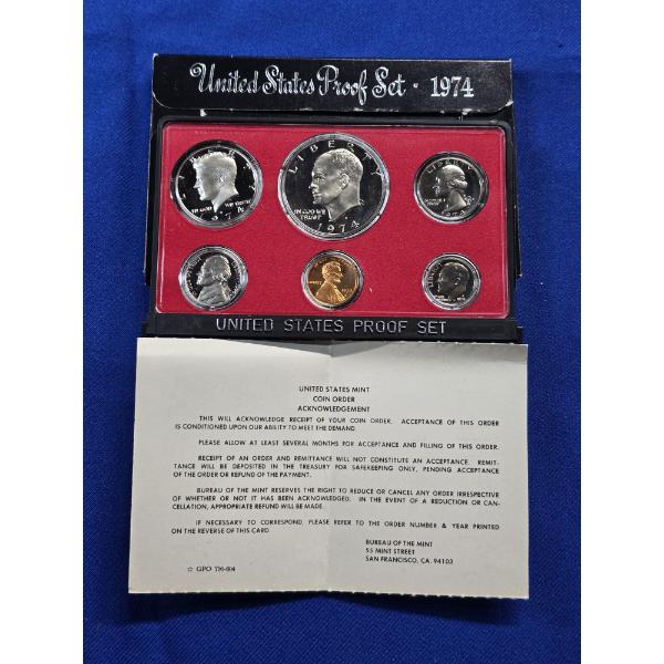 1974 United States Mint Proof Set w/ Display Case