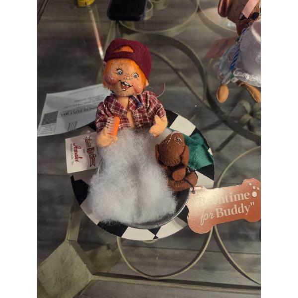 Seven Famous Annalee Collectable Vintage Felt Dolls Including Mouse, Bride And Groom, And Puppy Bath