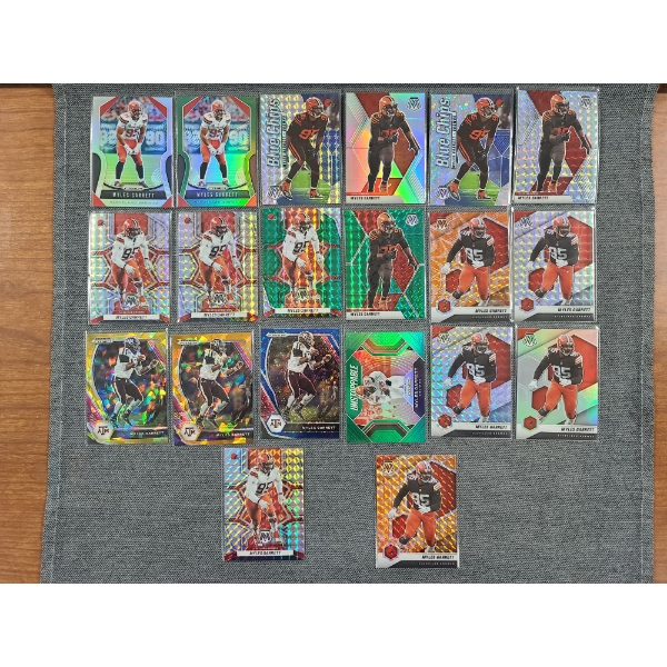 20 Assorted Myles Garrett Near Mint Football Trading Cards Ft. Many Refractors!