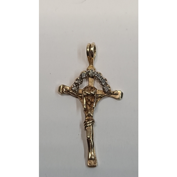 10K Yellow Gold Crucifix Pendant With Diamonds - Weight: 2.2g