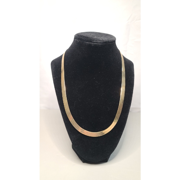 10K Yellow Gold 20" Herringbone Necklace - Weight: 15.1g