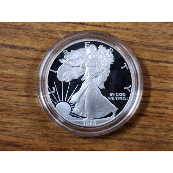 1986-S Proof 1 Oz Silver American Eagle Round in Capsule