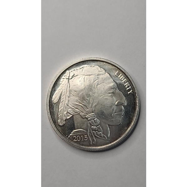 2015 1 Troy Oz .999 Fine Silver Indian Buffalo Round ~ Mint Condition!