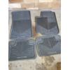 Image 1 : PICKUP IN CANTON - PERFECT SUET OF 4 VINYL RUBBER SUTO FLOOR MATS - FIT MOST VEHICLES - CLEAN