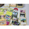 Image 10 : Lot Of Over 200 Assorted Vintage & Newer Pokemon Cards In Tin