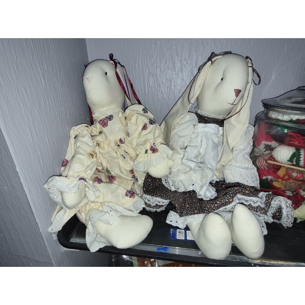 PICKUP IN NORTHFIELD - Easter Bunnies / Dolls As Pictured - See Pics 