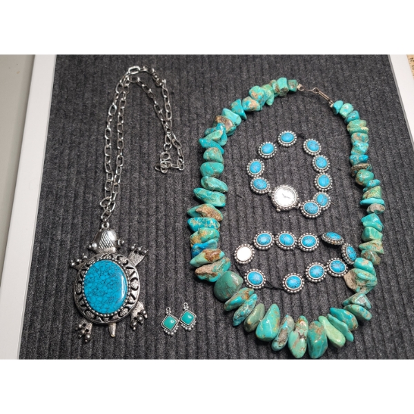 Lot Of Assorted Turquoise Colored Jewelry Including Sterling Silver Earrings 3.9 Grams