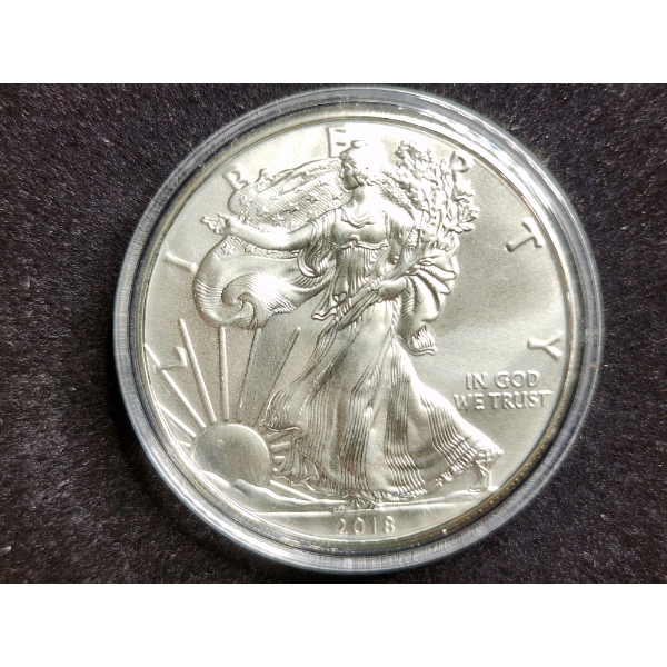 1 Oz .999 Fine Silver 2018 American Eagle Round in Capsule Protector