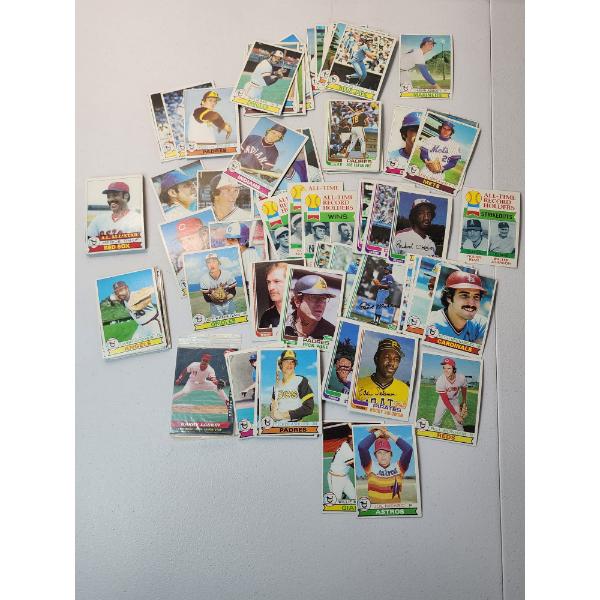 Large Lot Of Over 100 70's-90's Baseball Trading Cards