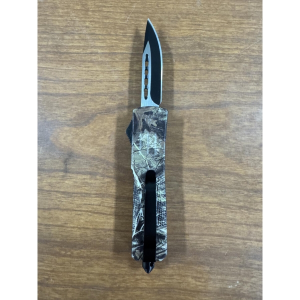 Brand New Heavy Duty Authentic Camo Switch Blade - Incredible Quality & Blade Speed - Mint Condition