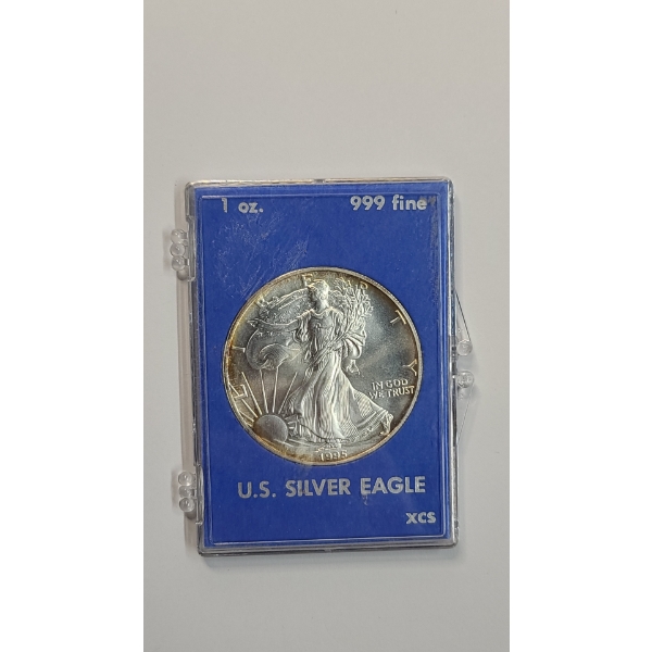 United States 1995 1 Troy Ounce .999 Fine Silver American Eagle In Small Display Case