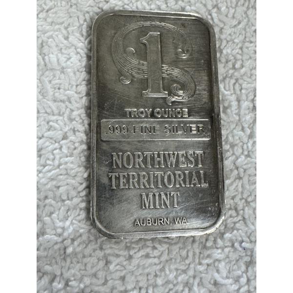 Vintage Northwest Territorial Mint One Troy Ounce .999 Fine Silver Bar - Mint Condition
