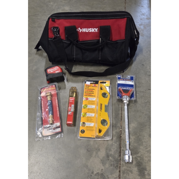 New 20'' Husky Bag, Tape Measure, Milwaukee 6'' Auger Bit, Welders Level, Graco 10' Spray Tip