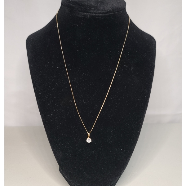 14K Gold Pendant On 14K Gold Serpentine Chain - Weight: 1.4g