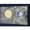 Image 4 : 1971 Eisenhower Uncirculated Silver Dollar - 40% Silver - FV $1.00 in packaging with note and token