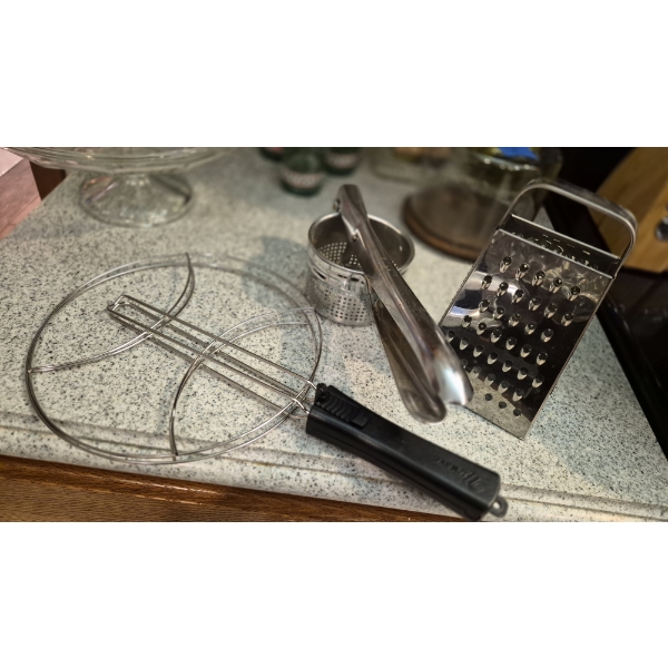 Kitchenware - 3 Pcs Stainless Including Potato Masher, Grater & Pizza Flip Tool New Unused