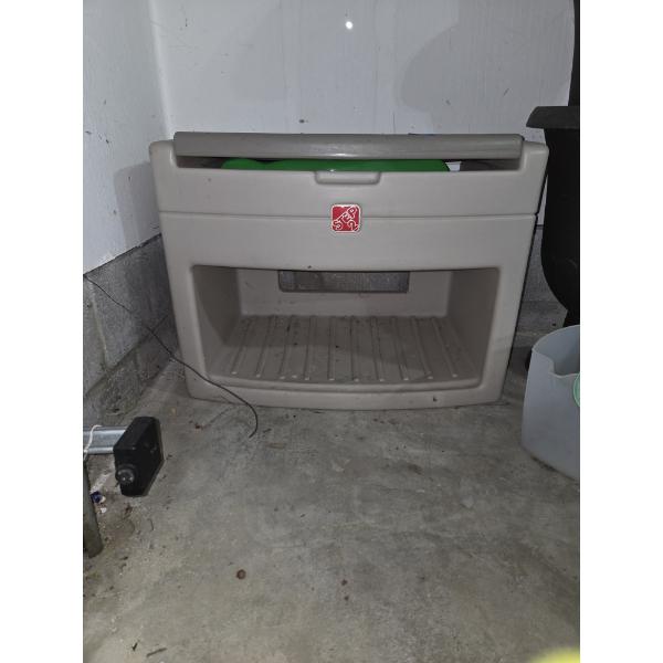 Step 2 Storage Bench, Three 22" Plastic Planters In Great Condition, Two Nice Watering Cans, Large C