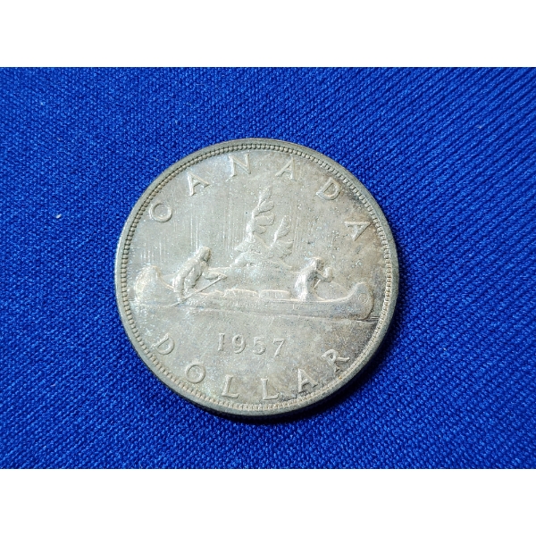 1957 Canada 80% Silver Dollar / ASW: 0.6oz