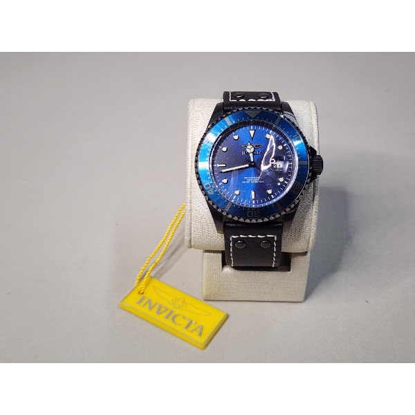 Brand New With Tags Men's Invicta Pro Diver Quartz 3 Hand Blue Dial Watch 