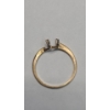 Image 4 : 14K Yellow Gold Plumb Asymmetric Anniversary Ring - Size 7 - Weight: 1.4g