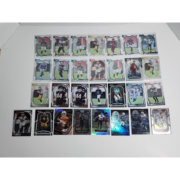 Lot of 29 Assorted 2020 & 2022 Panini Football Trading Cards - Excellent Condition in Card Sleeves