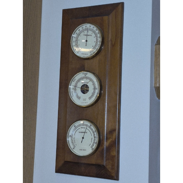 Wall Mount 3 Part Weather Station - Barometer - Working