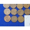Image 14 : Lot of (28) Assorted Lincoln Wheat Pennies Dates Ranging 1937-1958