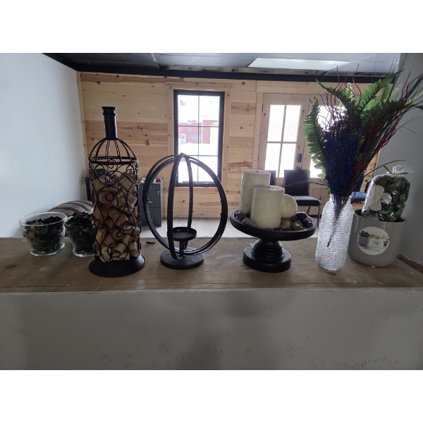 Pick Up Off Site- 115 Ely St. Alliance Oh. Decor Group As Shown