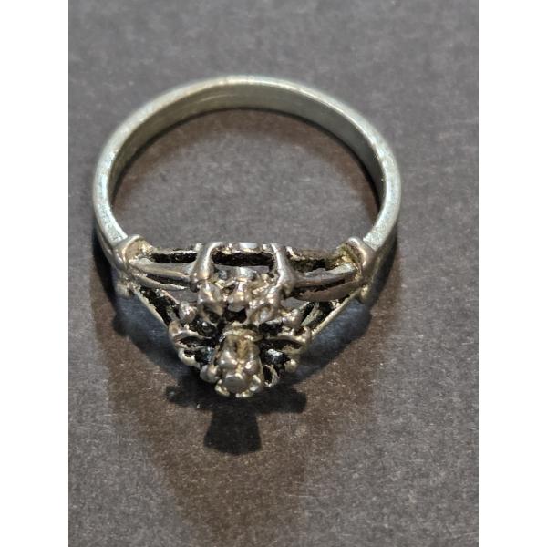 Size 4.5 Unique Silver Tone Ring 