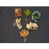 Image 1 : Lot of 6 Beautiful Assorted Gold-Tone Brooches