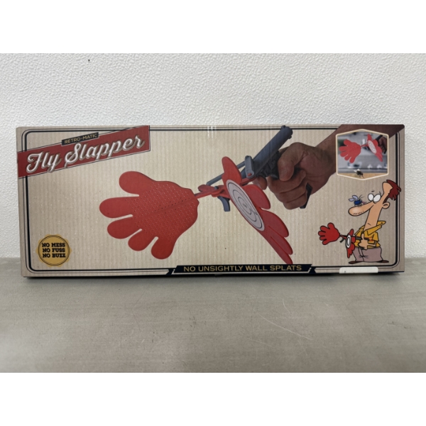 Retro-Matic Fly Slapper "Fun Way To Get Rid Of Flying Pests" - Brand New In Box