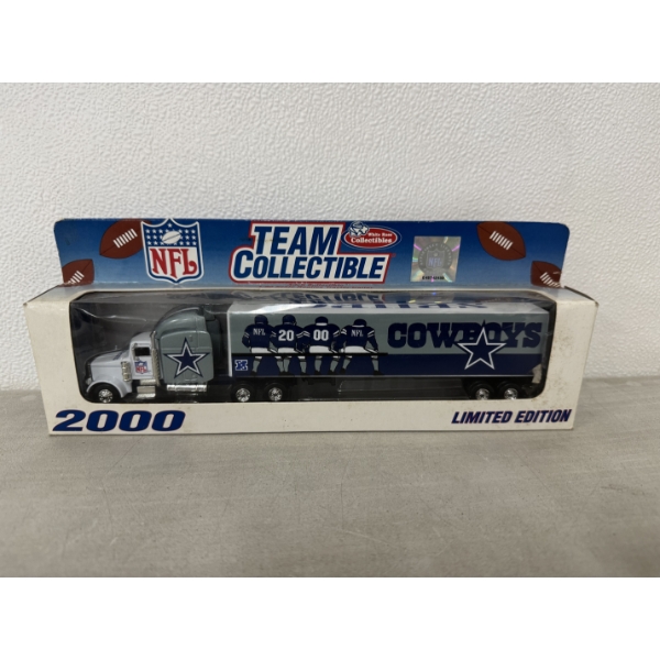 Vintage Dallas Cowboys 10 Inch Diecast Limited Edition Semi Truck - Mint In Box