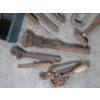 Image 4 : Vintage 19'' Metal Toolbox With Vintage Tools Including Wrenches, Files, Hammer And More